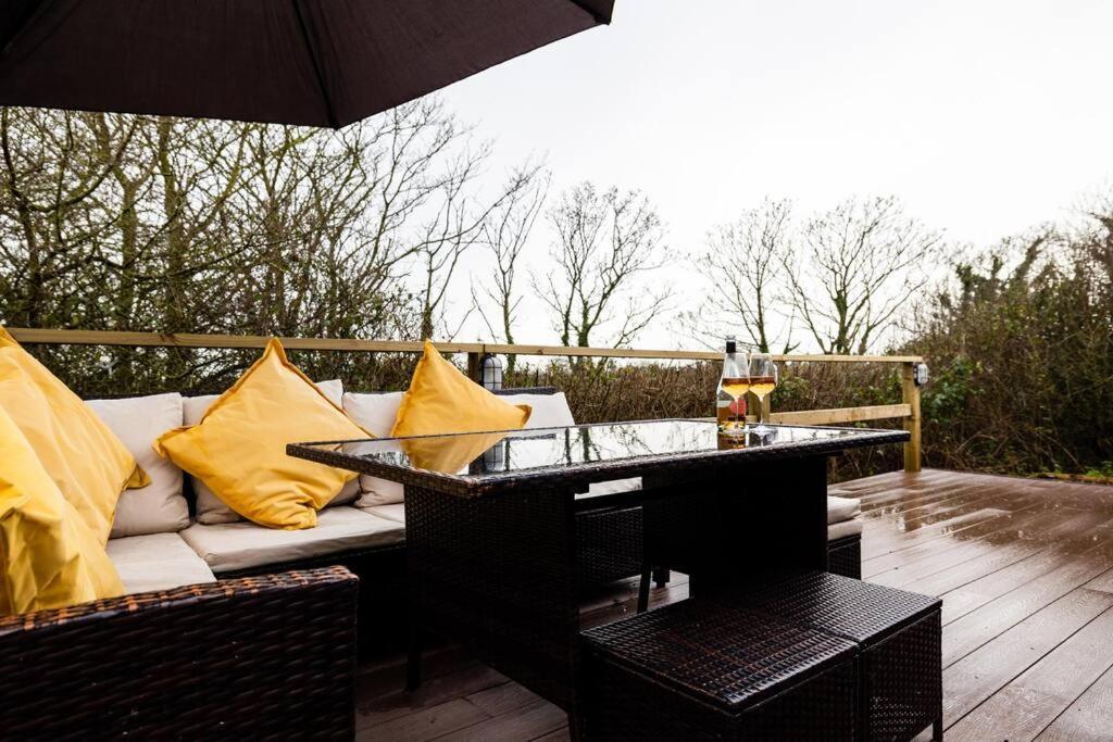 The Woodland Lodge - Wood Fired Hot Tub And Firepit Hambleton Exterior foto